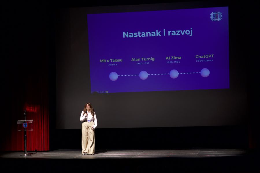 Predavanje o nastanku i razvoju vještačke inteligencije